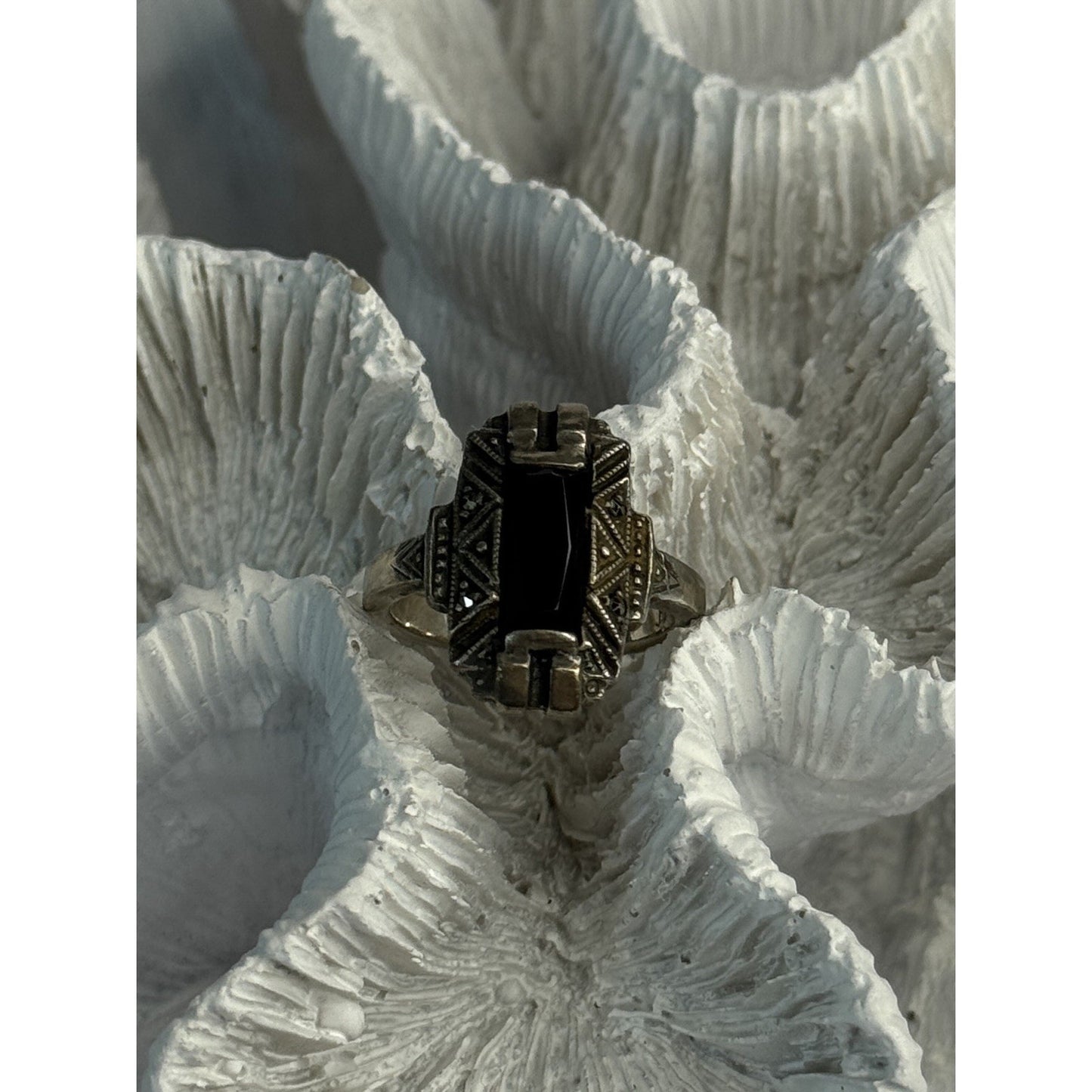 VINTAGE 925 STERLING SILVER ONYX RING SIZE 5