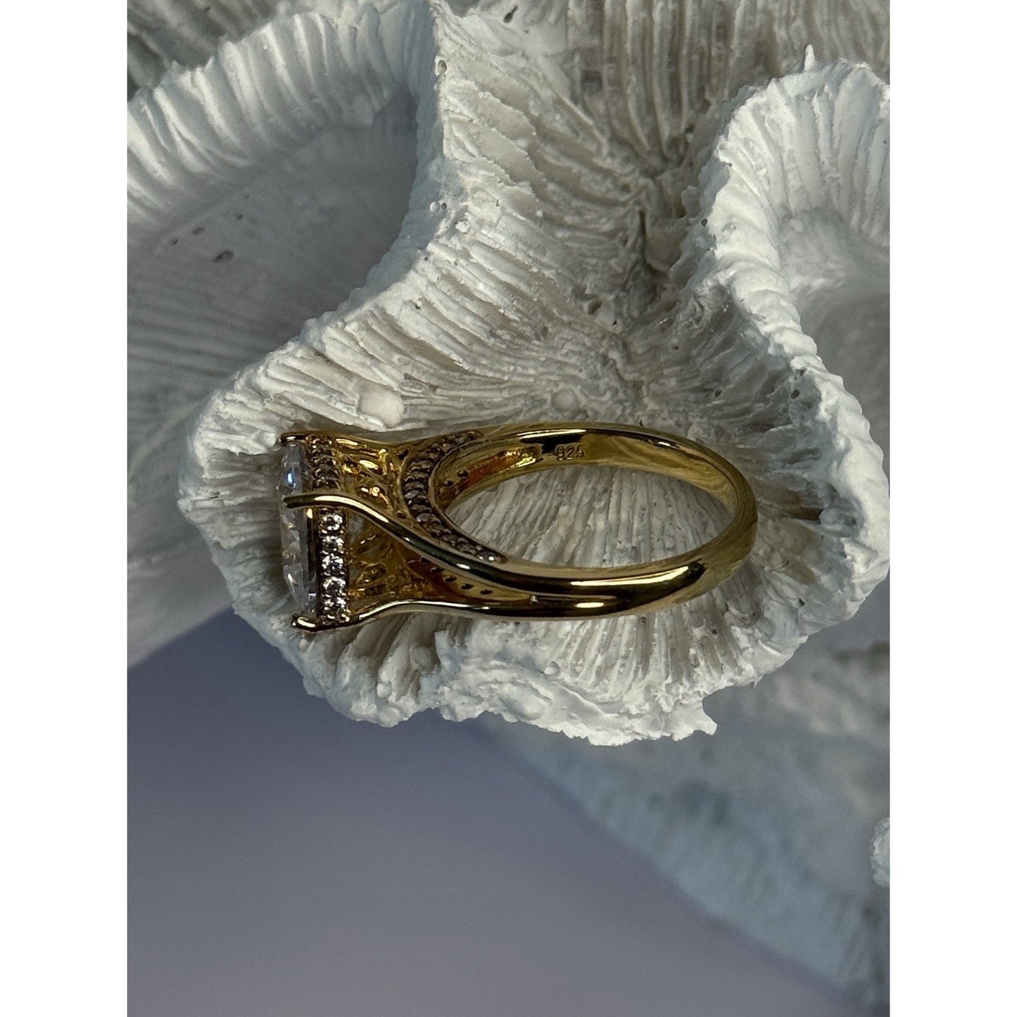 925 STERLING SILVER GOLD PLATED BGE CZ RING SIZE 7