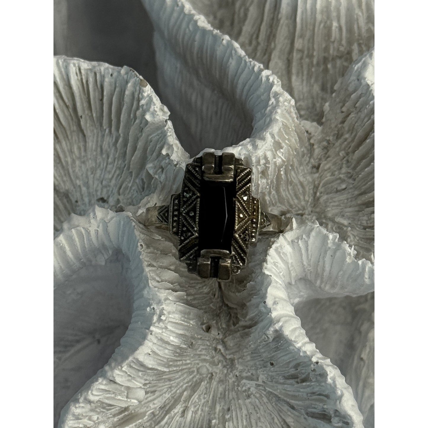 VINTAGE 925 STERLING SILVER ONYX RING SIZE 5