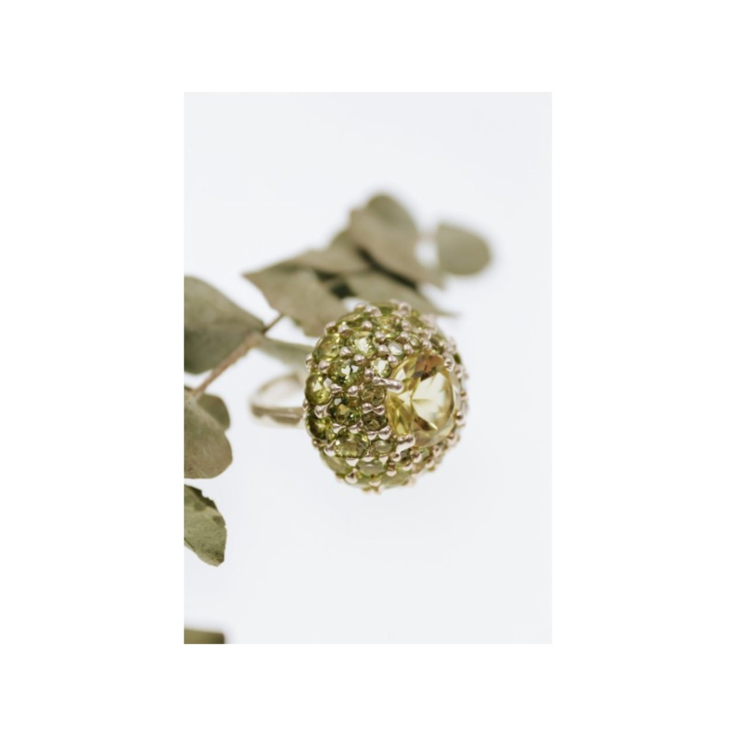 925 STERLING SILVER PERIDOT "SUMMER FLOWER" RING SIZE 7