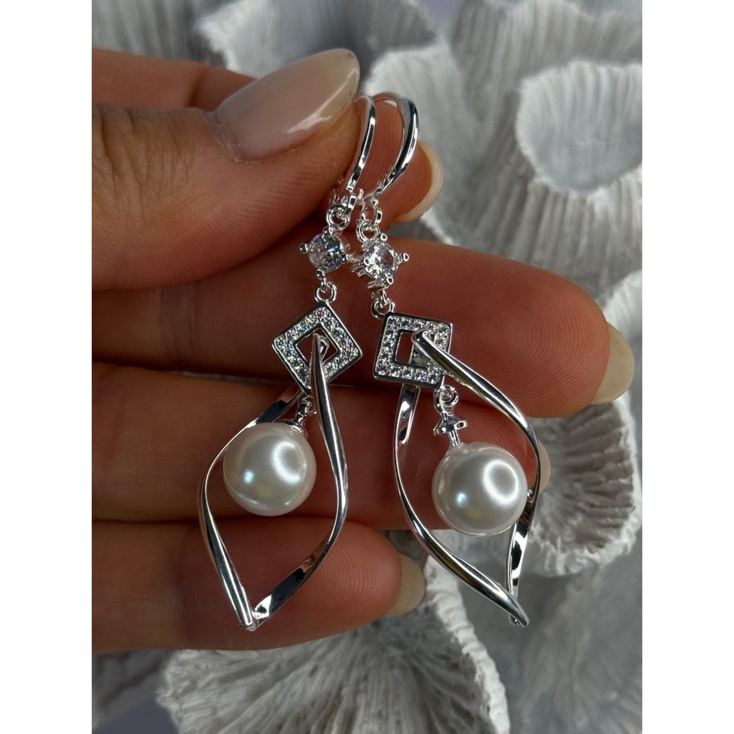 Beautiful Design 925 Sterling Silver Pearl & CZ Earrings Length 2.30 inch