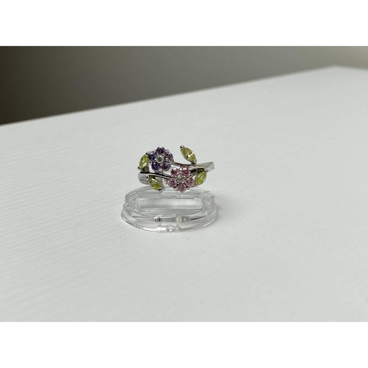 925 STERLING SILVER AMETHYST, MORGANITE, PERIDOT & CZ "FLOWERS" RING SIZE 8