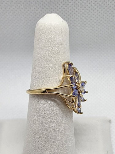 14K Yellow Gold Tanzanite & Diamond Flower Ring Size 5.5