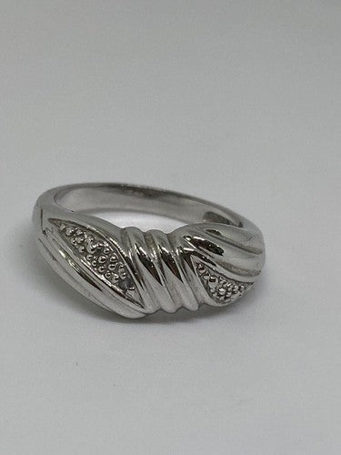 925 Sterling Silver Ring Size 6.5