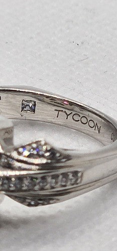 925 Sterling Silver CZ Ring Size 8