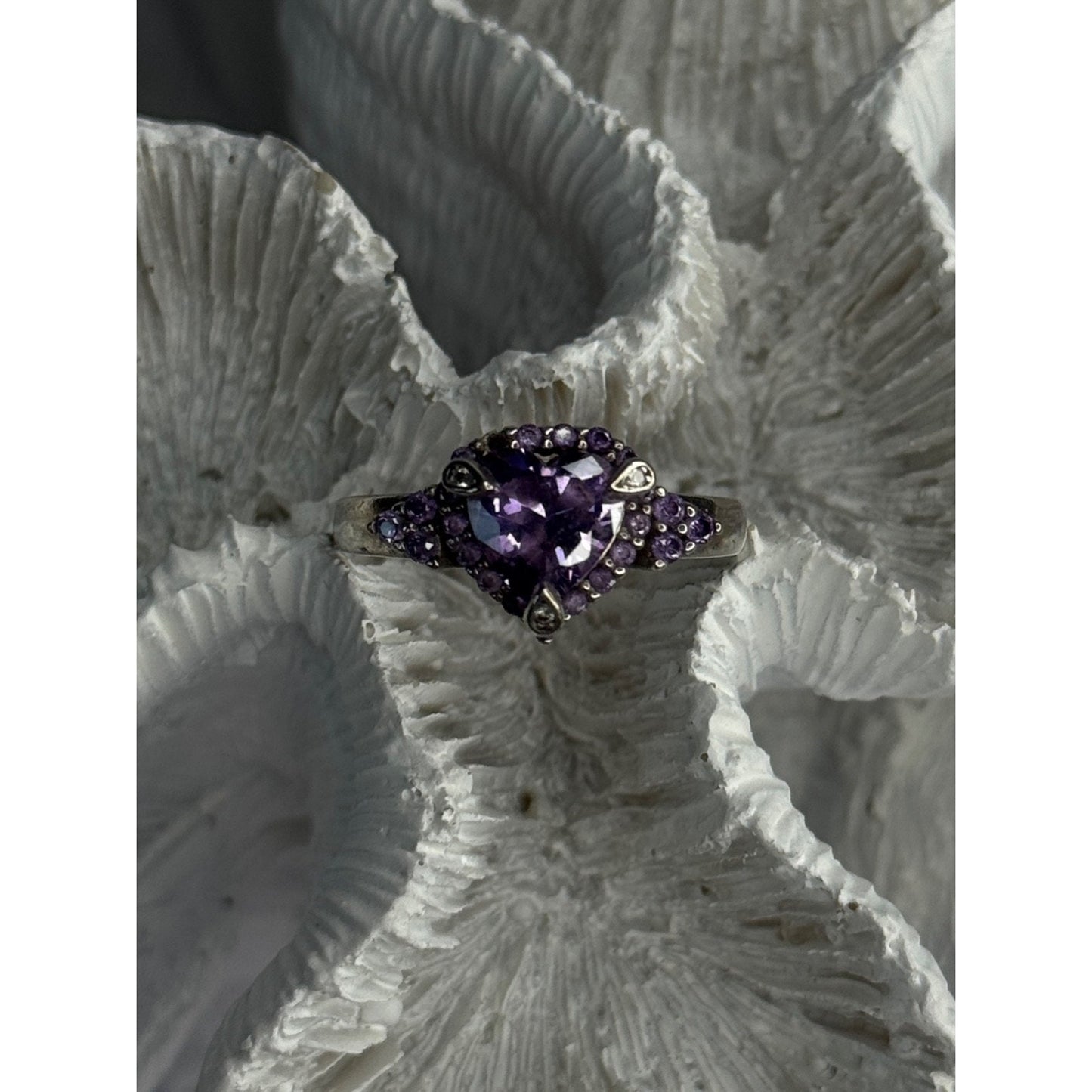 925 STERLING SILVER AMETHYST & DIAMOND HEART RING SIZE 8.5