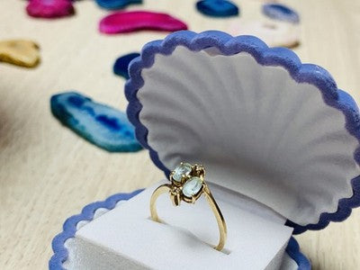 10K Yellow Gold Aquamarine & Diamonds Ring Size 5.5