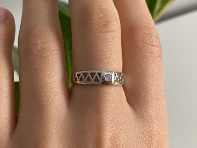 925 Sterling Silver CZ Band Ring Size 8