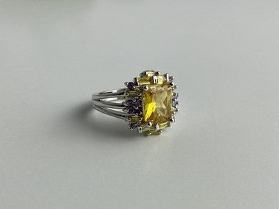 925 Sterling Silver Yellow & Purple CZ Ring Size 7