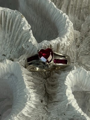 925 Sterling Silver Spinel Heart Ring Size 5