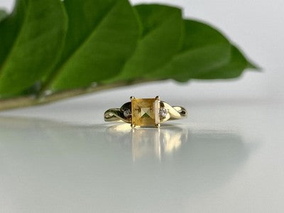 10K Yellow Gold Tourmaline & Diamonds Ring Size 8