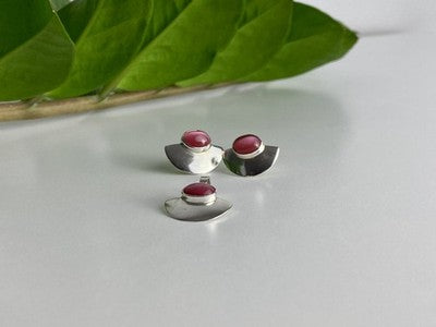925 Sterling Silver Pink Agate Stud Earrings & Pendant Set