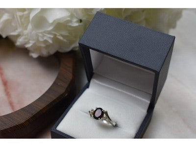 925 Sterling Silver Garnet & CZ Ring Size 6