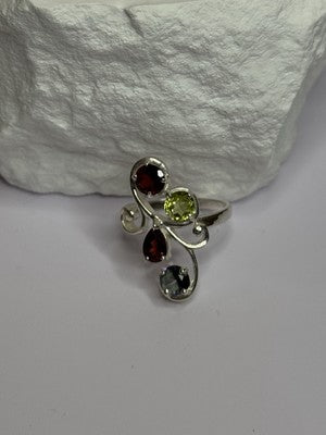 925 Sterling Silver Alexandrite, Garnet & Peridot Ring Size 6.5