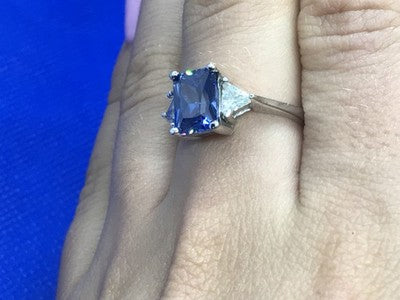 925 Sterling Silver Blue & White CZ Ring Size 7.5