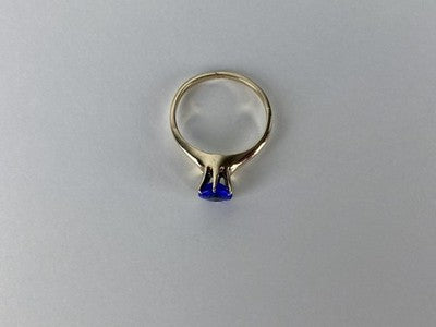 10K Yellow Gold Tanzanite Ring Size 5.5