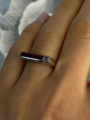 925 Sterling Silver Spinel & Marcasite Ring Size 7.5