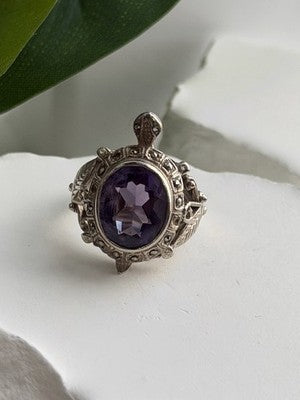 925 Sterling Silver Turtle Amethyst & Marcasite Ring Size 6
