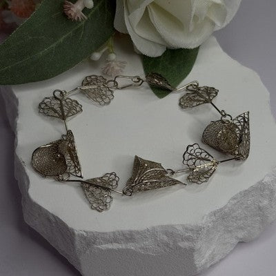 925 Sterling Silver Filigree Delicate Design Hearts & Lilies Bracelet 7