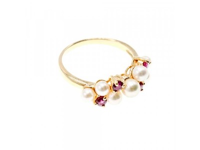 14K Yellow Gold Pearl & Rubies Ring Size 6.5
