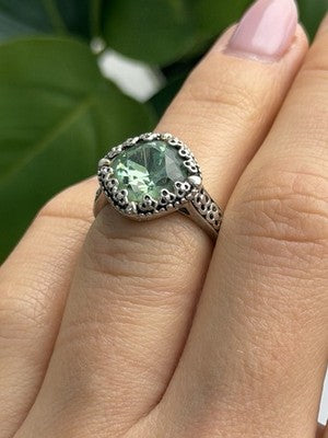 925 Sterling Silver Cushion-Cut Green Peridot Ring Size 5.5