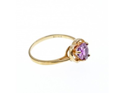 10K Yellow Gold Amethyst & Diamond Ring Size 7.25