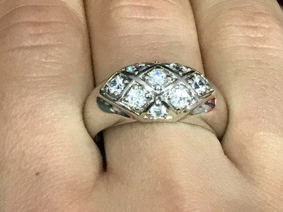 925 Sterling Silver CZ Ring Size 9
