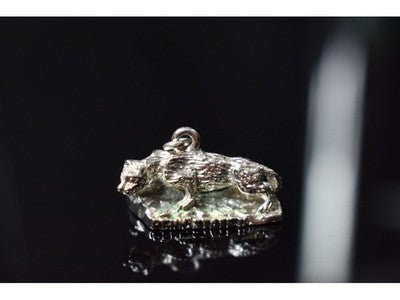925 Sterling Silver Wolf Pendant
