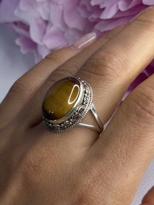 Vintage 925 Sterling Silver Tiger Eye Ring Size 9