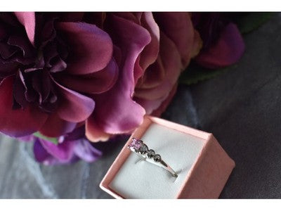 925 Sterling Silver Pink CZ Ring Size 6.5