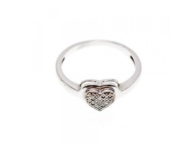 10K White Gold Diamonds "Heart" Ring Size 6.5
