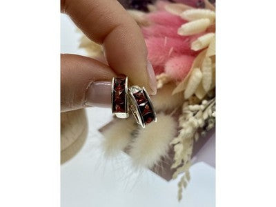 925 Sterling Silver Garnet Earrings
