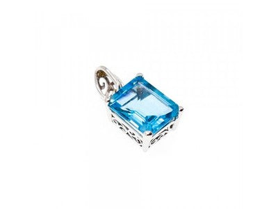 10K White Gold Topaz Pendant