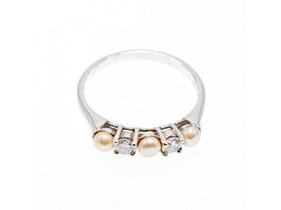 925 Sterling Silver Pearls & CZ Ring Size 10.5