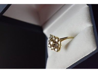 10K Yellow Gold White Sapphire Ring Size 5.5