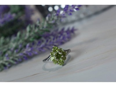 925 Sterling Silver Peridot Ring Size 8