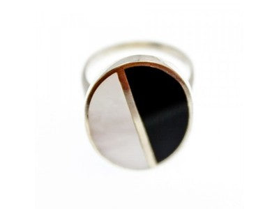 925 Sterling Silver Mother OF Pearl & Enamel Ring Size 9.75