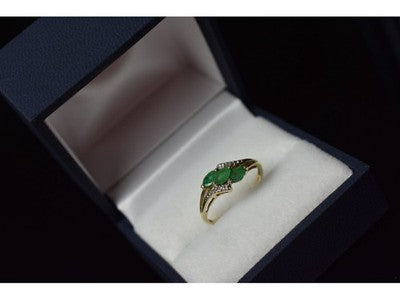 10K Yellow Gold Emerald & Diamonds Ring Size 6.75