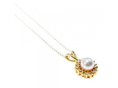 14K Yellow Gold Pearl & Diamonds Chain With Pendant