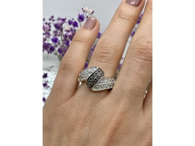 925 Sterling Silver Blue & White Spinel Ring Size 7