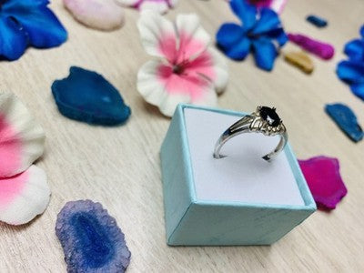 925 Sterling Silver Dark Blue Spinel Ring Size 6.5