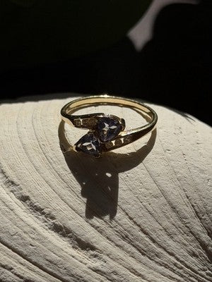Elegant 14K Yellow Gold Tanzanite & Diamond Ring Size 8.5