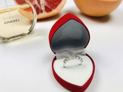 925 Sterling Silver CZ Ring Size 6.5