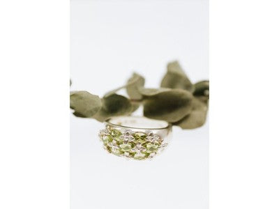 925 Sterling Silver Peridot Ring Size 7