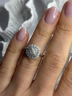 925 Sterling Silver White Topaz Ring Size 5