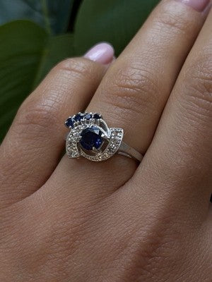 10K White Gold Blue & White Sapphire Cocktail Floral Ring Size 6.5