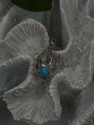 925 Sterling Silver Yellow and Rose Gold Plated Leaf Turquoise Pendant