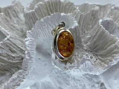 925 Sterling Silver Amber Pendant