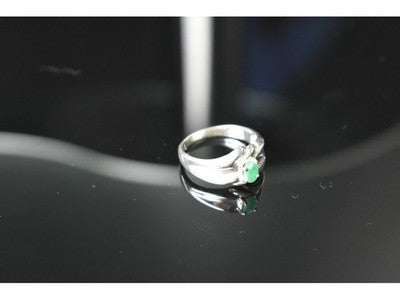 925 Sterling Silver Emerald Ring Size 9.5