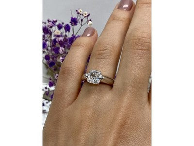 925 Sterling Silver CZ Ring Size 6.5